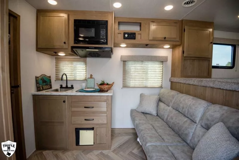 new Horse Trailers Lakota  for sale, in Willspoint, TX Thumbnail 10