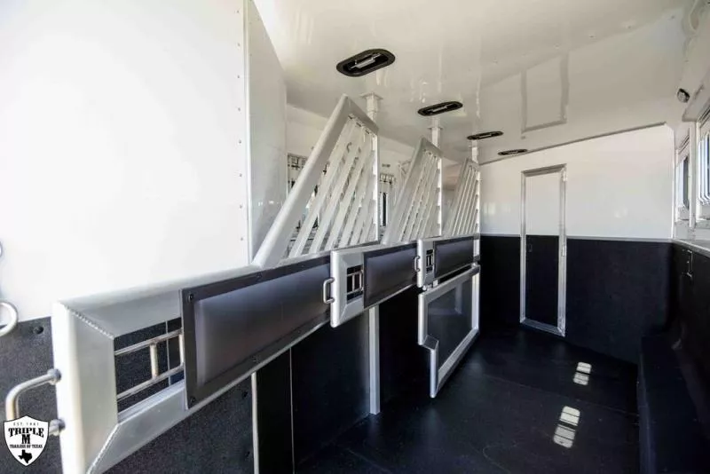 new Horse Trailers Lakota  for sale, in Willspoint, TX Thumbnail 3