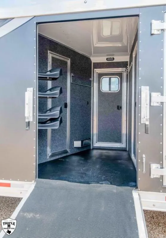 new Horse Trailers Lakota  for sale, in Willspoint, TX Thumbnail 4