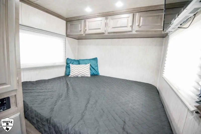 new Horse Trailers Sundowner Trailers  for sale, in Willspoint, TX Thumbnail 13