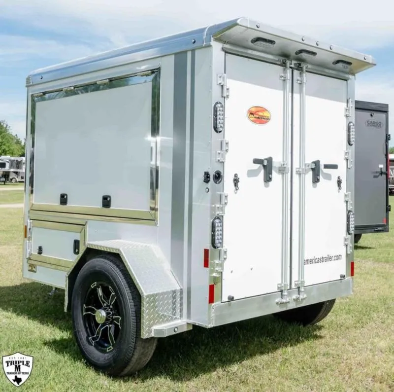 new Horse Trailers Sundowner Trailers  for sale, in Willspoint, TX Thumbnail 4