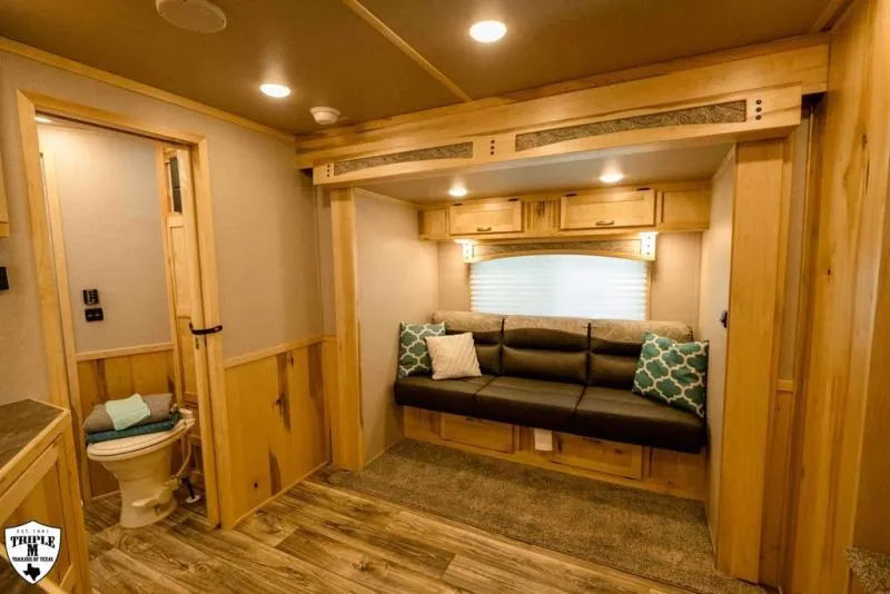 new Horse Trailers Lakota  for sale, in Willspoint, TX Thumbnail 13