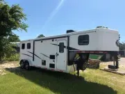 used Horse Trailers Bison Trailers  for sale, in Willspoint, TX Thumbnail 1
