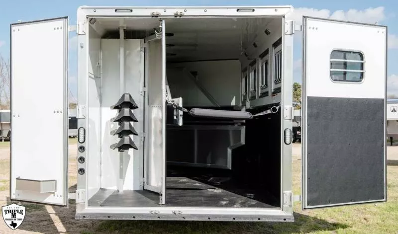 new Horse Trailers Lakota  for sale, in Willspoint, TX Thumbnail 29