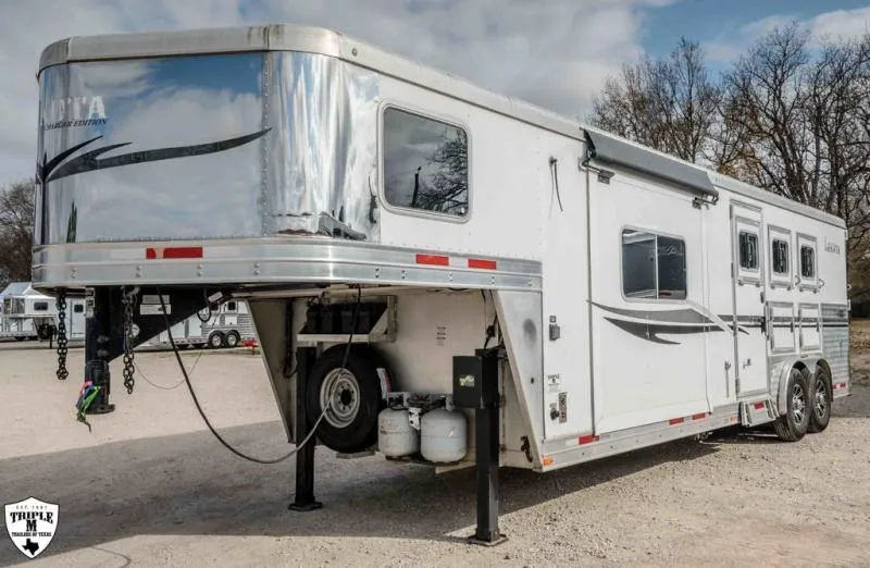 used Horse Trailers Lakota  for sale, in Willspoint, TX Thumbnail 3