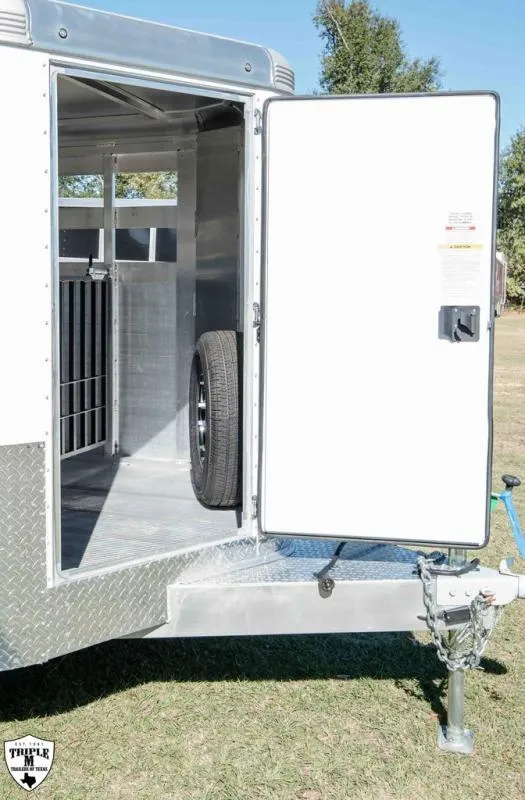 used Horse Trailers Sundowner Trailers  for sale, in Willspoint, TX Thumbnail 6