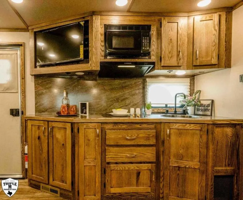 new Horse Trailers Lakota  for sale, in Willspoint, TX Thumbnail 22