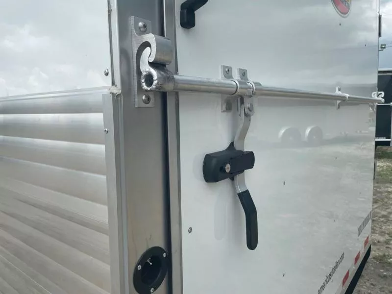 new Horse Trailers Sundowner Trailers  for sale, in Willspoint, TX Thumbnail 3