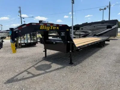 2027 Big Tex Trailers 14GN-30D5A Horse Trailer