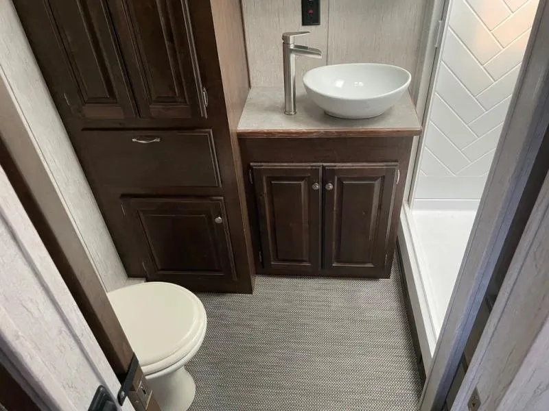 used Horse Trailers Sundowner Trailers  for sale, in Willspoint, TX Thumbnail 9