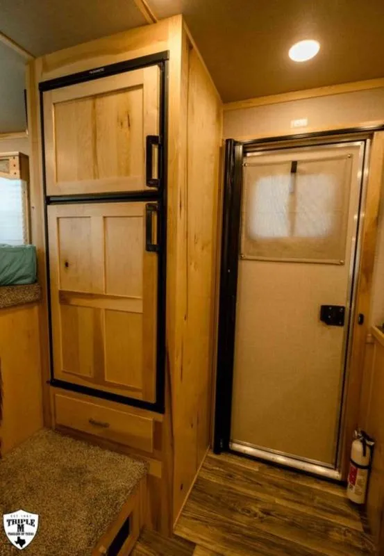 new Horse Trailers Lakota  for sale, in Willspoint, TX Thumbnail 25