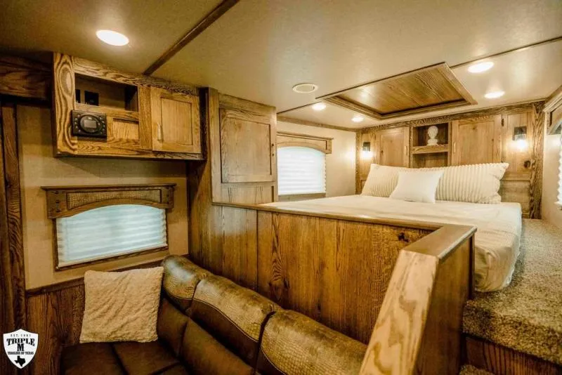 new Horse Trailers Lakota  for sale, in Willspoint, TX Thumbnail 15