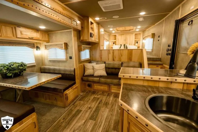 new Horse Trailers Lakota  for sale, in Willspoint, TX Thumbnail 38