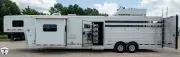 used Horse Trailers Logan Coach  for sale, in Willspoint, TX Thumbnail 12