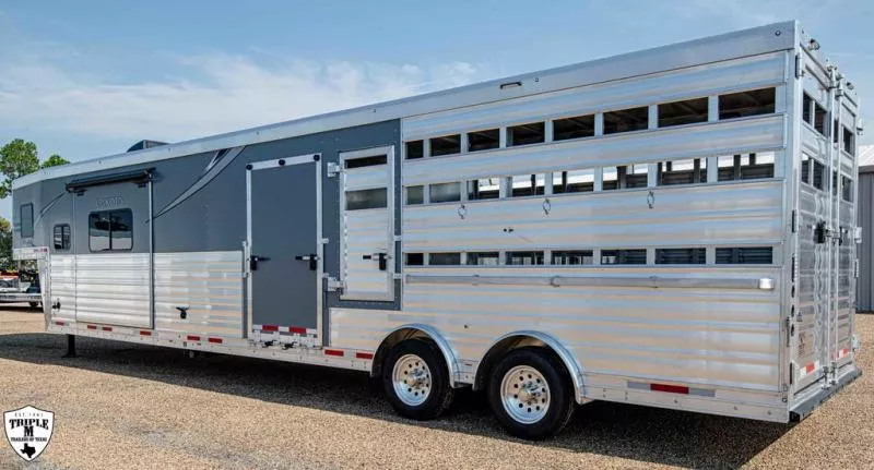 new Horse Trailers Lakota  for sale, in Willspoint, TX Thumbnail 5