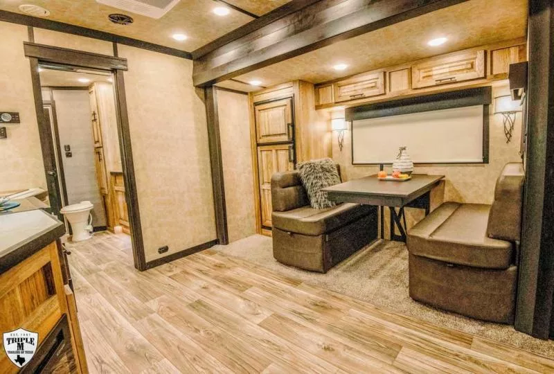 new Horse Trailers Lakota  for sale, in Willspoint, TX Thumbnail 6