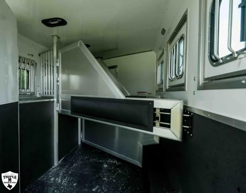 new Horse Trailers Lakota  for sale, in Willspoint, TX Thumbnail 10