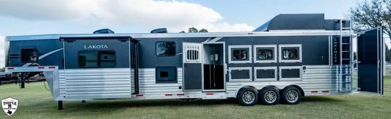new Horse Trailers Lakota  for sale, in Willspoint, TX Thumbnail 3