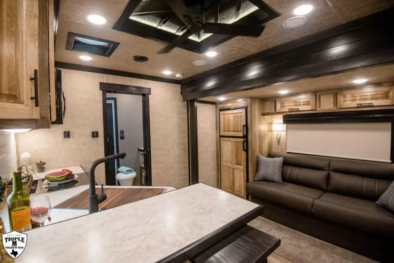new Horse Trailers Lakota  for sale, in Willspoint, TX Thumbnail 9