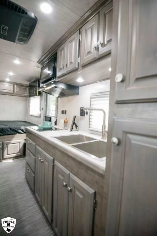 new Horse Trailers Sundowner Trailers  for sale, in Willspoint, TX Thumbnail 5