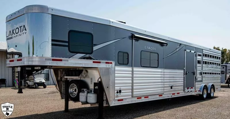 new Horse Trailers Lakota  for sale, in Willspoint, TX Thumbnail 2