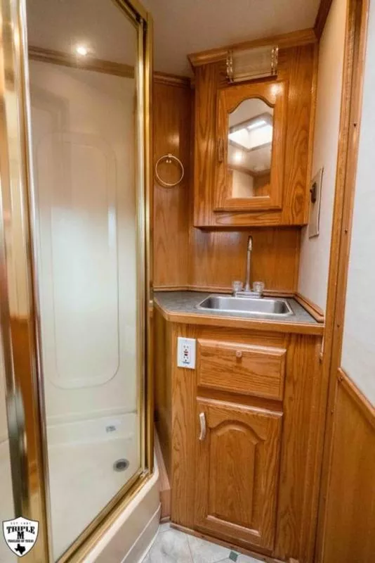 used Horse Trailers Elite Trailers  for sale, in Willspoint, TX Thumbnail 23