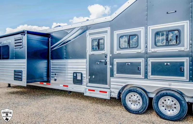 new Horse Trailers Lakota  for sale, in Willspoint, TX Thumbnail 29