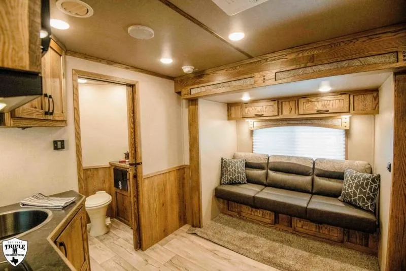 new Horse Trailers Lakota  for sale, in Willspoint, TX Thumbnail 18