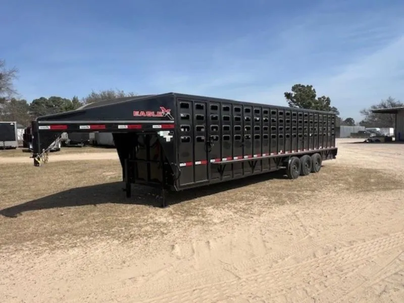 2026 Eagle X Trailers EXT3283GN21K Horse Trailer