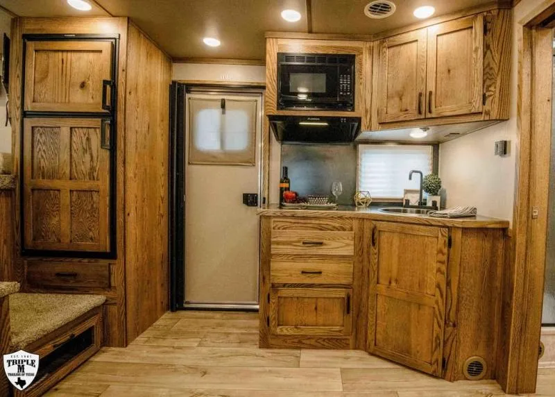 new Horse Trailers Lakota  for sale, in Willspoint, TX Thumbnail 20