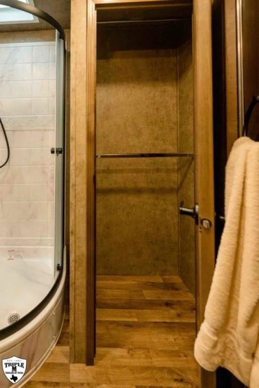 new Horse Trailers Lakota  for sale, in Willspoint, TX Thumbnail 29