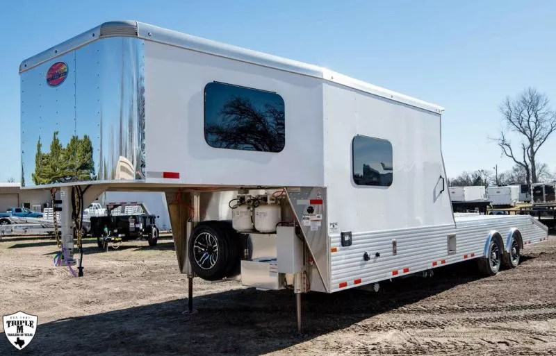 2024 Sundowner Trailers TOYHAULER Horse Trailer