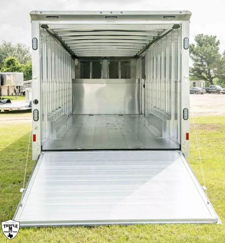 new Horse Trailers Sundowner Trailers  for sale, in Willspoint, TX Thumbnail 10