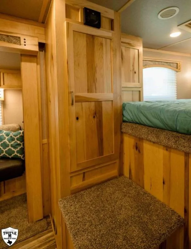 new Horse Trailers Lakota  for sale, in Willspoint, TX Thumbnail 27