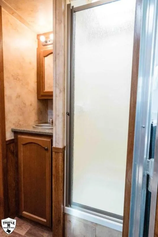 used Horse Trailers Lakota  for sale, in Willspoint, TX Thumbnail 17