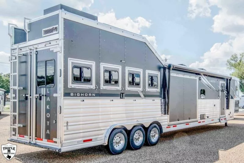 new Horse Trailers Lakota  for sale, in Willspoint, TX Thumbnail 32