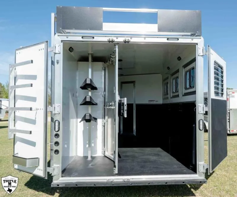 new Horse Trailers Lakota  for sale, in Willspoint, TX Thumbnail 7