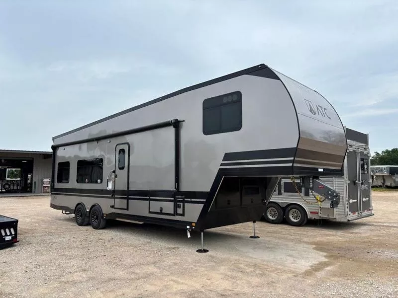 2026 ATC PL7503618 Horse Trailer