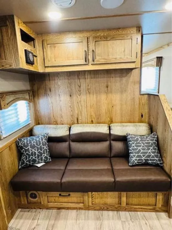 new Horse Trailers Lakota  for sale, in Willspoint, TX Thumbnail 12