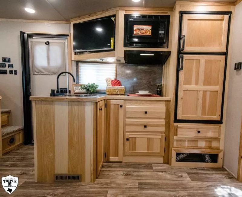 new Horse Trailers Lakota  for sale, in Willspoint, TX Thumbnail 13