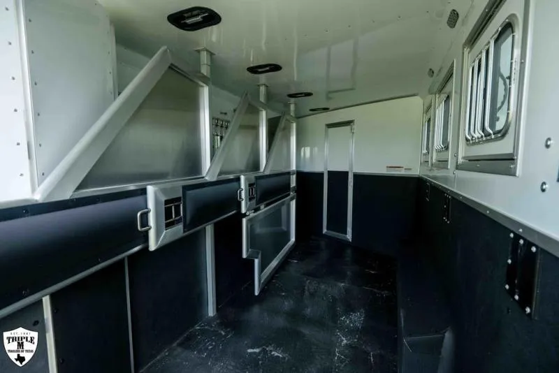 new Horse Trailers Lakota  for sale, in Willspoint, TX Thumbnail 10