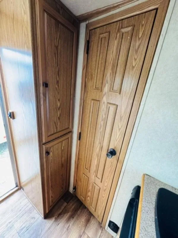 used Horse Trailers Sundowner Trailers  for sale, in Willspoint, TX Thumbnail 5