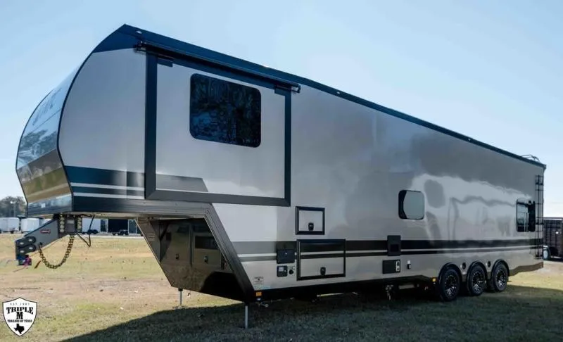 2026 ATC PLa 750 4020 Horse Trailer