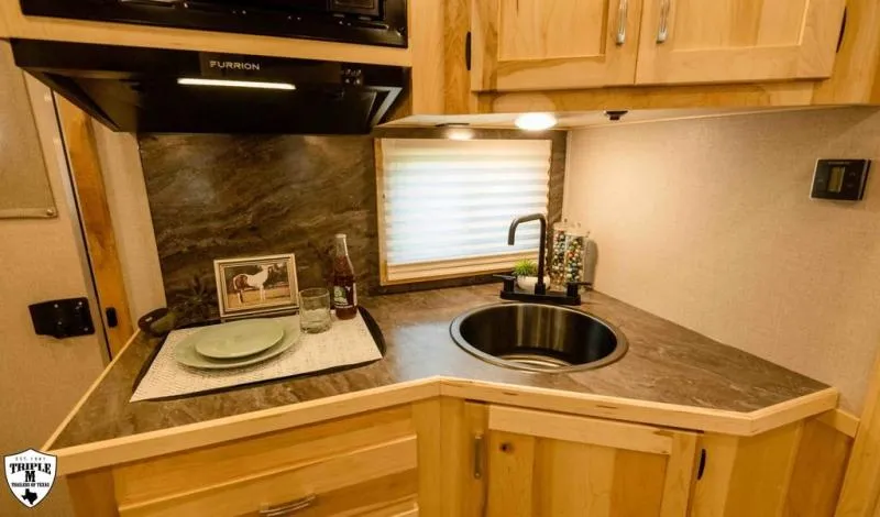 new Horse Trailers Lakota  for sale, in Willspoint, TX Thumbnail 17