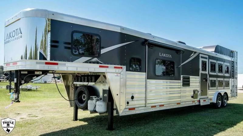 2025 Lakota CHARGER Horse Trailer