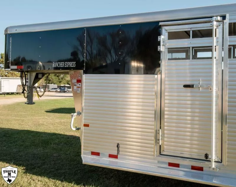 new Horse Trailers Sundowner Trailers  for sale, in Willspoint, TX Thumbnail 3