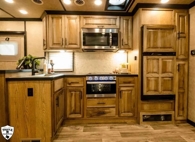 new Horse Trailers Lakota  for sale, in Willspoint, TX Thumbnail 19