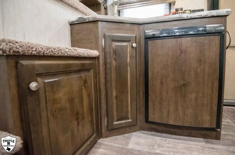 new Horse Trailers Sundowner Trailers  for sale, in Willspoint, TX Thumbnail 8