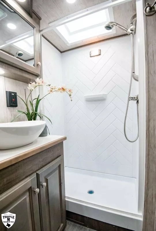 new Horse Trailers Sundowner Trailers  for sale, in Willspoint, TX Thumbnail 10