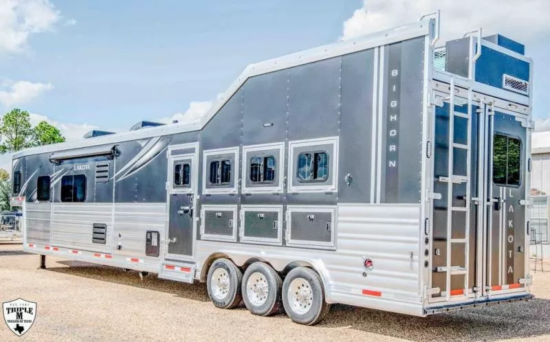 new Horse Trailers Lakota  for sale, in Willspoint, TX Thumbnail 25